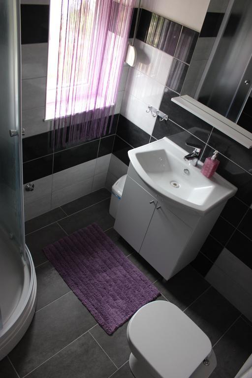 Apartmani Kardum Brodarica ブロダリツァ エクステリア 写真